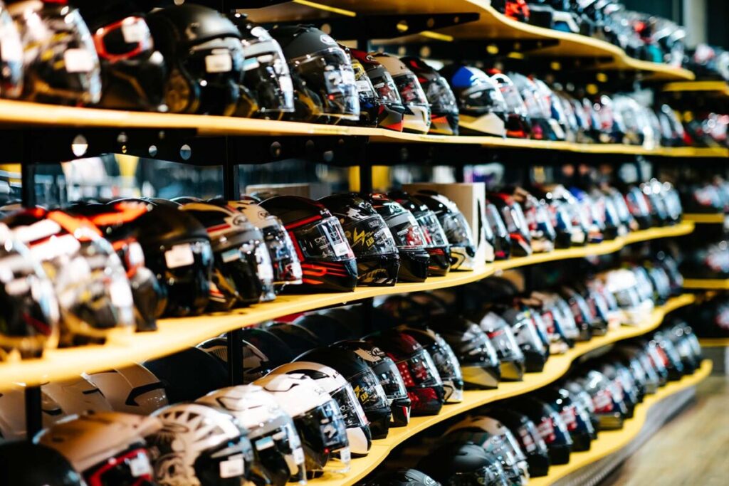 Photo des casques de la boutique d'accessoire et équipements motos - Moto Pro Shop